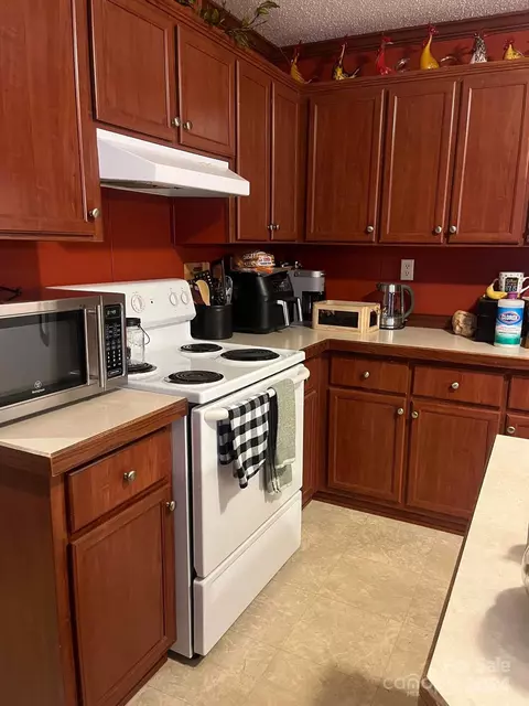 Kitchen - 302 Chestnut St, Bethune, SC 29009 photo 1 of 2