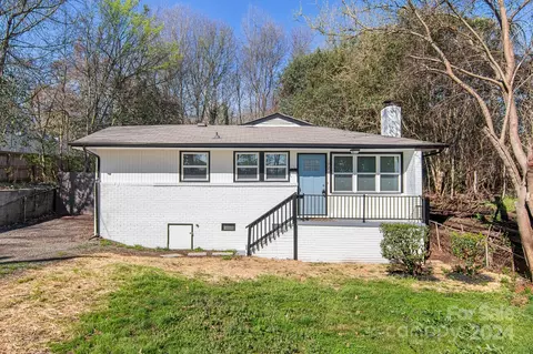 1921 Newcastle St, Charlotte, NC 28216