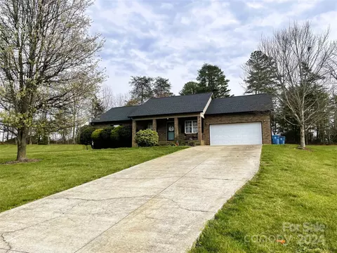 4868 Sandstone 107 Dr #107, Conover, NC 28613