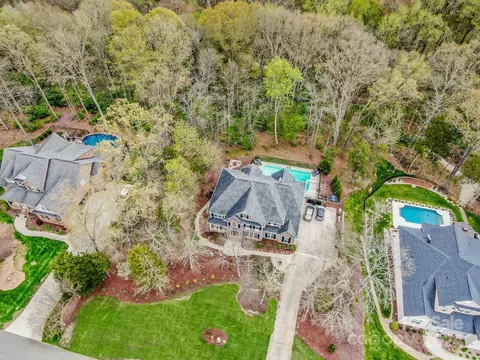 Exterior - 187 Logan Crossing Dr, Davidson, NC 28036 photo 12 of 14