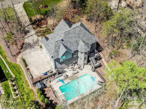 Exterior - 187 Logan Crossing Dr, Davidson, NC 28036 photo 13 of 14