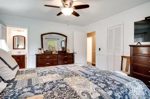 Bedroom - 256 Mistletoe Ln, Sylva, NC 28779 photo 4 of 6