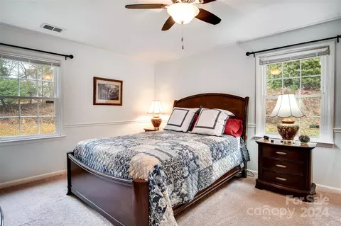 Bedroom - 256 Mistletoe Ln, Sylva, NC 28779 photo 5 of 6