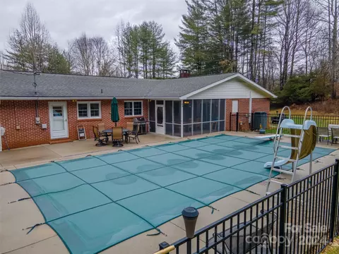 Exterior - 256 Mistletoe Ln, Sylva, NC 28779 photo 11 of 13