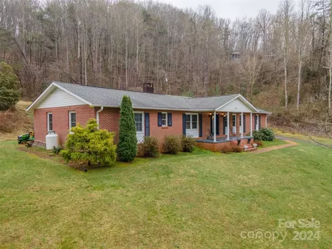Exterior - 256 Mistletoe Ln, Sylva, NC 28779 photo 7 of 13