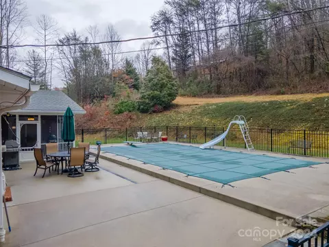 Exterior - 256 Mistletoe Ln, Sylva, NC 28779 photo 10 of 13