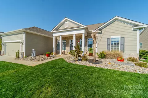 7151 Spyglass Ridge Dr, Denver, NC 28037