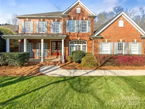 10728 Honeynut Dr, Charlotte, NC 28277