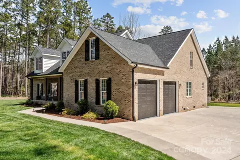 Exterior - 165 Riverwalk Dr, Salisbury, NC 28146 photo 5 of 12