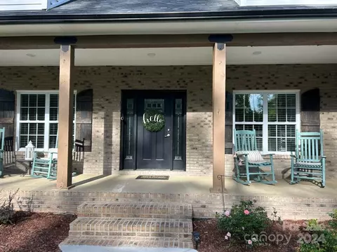 Exterior - 165 Riverwalk Dr, Salisbury, NC 28146 photo 3 of 12