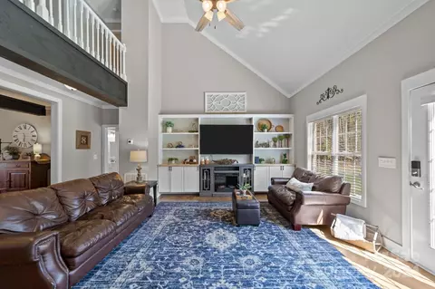 Living - 165 Riverwalk Dr, Salisbury, NC 28146 photo 2 of 4