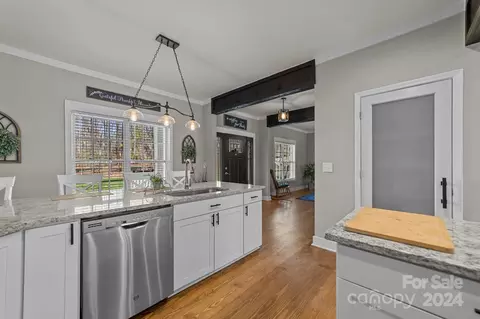 Kitchen - 165 Riverwalk Dr, Salisbury, NC 28146 photo 6 of 6