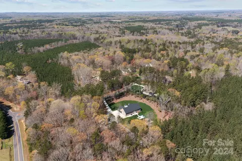 View/Area - 165 Riverwalk Dr, Salisbury, NC 28146 photo 2 of 5