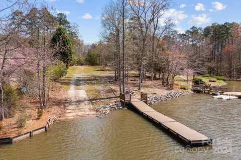 View/Area - 165 Riverwalk Dr, Salisbury, NC 28146 photo 4 of 5