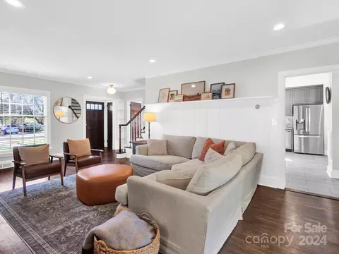 Living - 309 Houston E St E, Monroe, NC 28112 photo 4 of 7