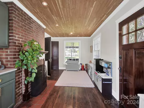 Entry Way - 309 Houston E St E, Monroe, NC 28112 photo 2 of 3