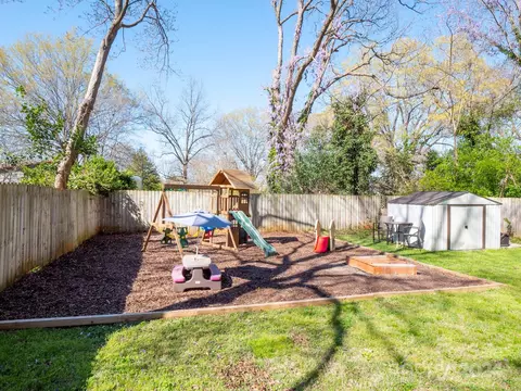 Exterior - 309 Houston E St E, Monroe, NC 28112 photo 9 of 12