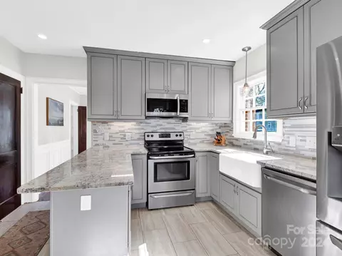 Kitchen - 309 Houston E St E, Monroe, NC 28112 photo 4 of 4
