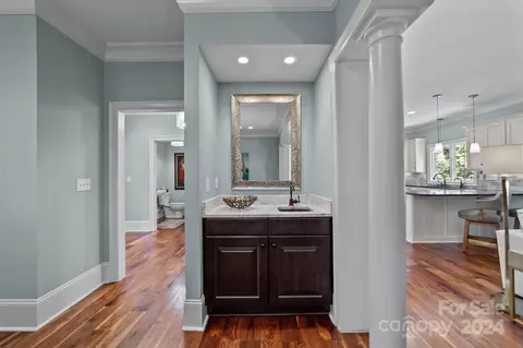 Entry Way - 18910 Mountainview Dr, Cornelius, NC 28031 photo 3 of 3