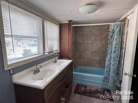 Bath - 1059 3rd St, Spencer, NC 28159 photo 1 of 2