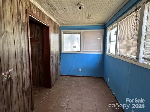 Exterior - 1059 3rd St, Spencer, NC 28159 photo 2 of 3