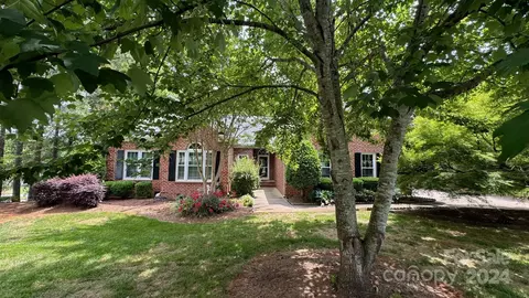 2501 Shaggy Bark Ct, Belmont, NC 28012