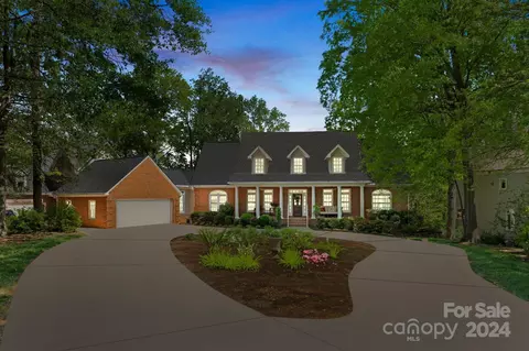 20348 Christofle Dr, Cornelius, NC 28031