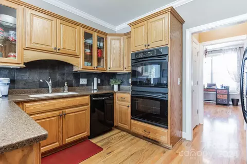 Kitchen - 207 Cirrus Ln, Gilbert, SC 29054 photo 2 of 5