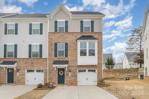 2606 Grantham Place Dr, Fort Mill, SC 29715