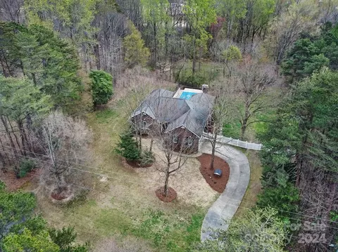 1885 Northfield Ln, Fort Mill, SC 29708