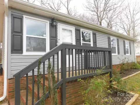 Exterior - 312 Pinetree Dr, Salisbury, NC 28144 photo 2 of 11