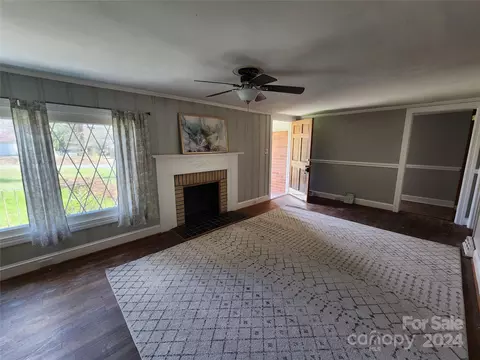 602 Walker St, Kannapolis, NC 28081