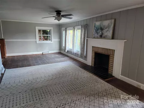 602 Walker St, Kannapolis, NC 28081 photo 2