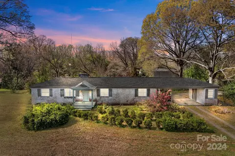 9921 Harrisburg Rd, Charlotte, NC 28215