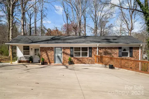 132 Hedgeland Dr, Forest City, NC 28043