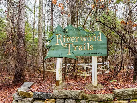 413 Never Blue Rd, Flat Rock, NC 28731 photo 9