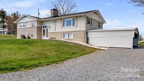 189 Pickens Rd, Weaverville, NC 28787