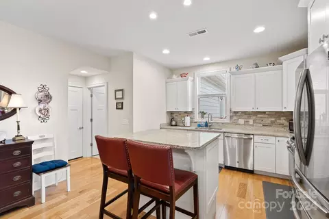 254 Windstone Dr, Fletcher, NC 28732 photo 8