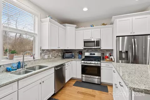 254 Windstone Dr, Fletcher, NC 28732 photo 13