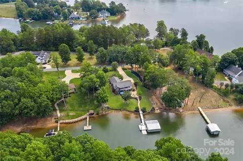 166 Honeydew Cir, Troutman, NC 28166