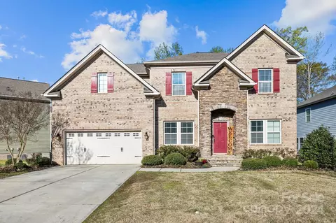 9608 Daufuskie Dr, Charlotte, NC 28278