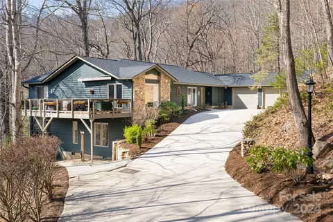 602 Upper Sondley Dr, Asheville, NC 28805