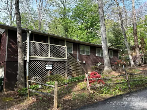 1 E Hawthorne Dr, Asheville, NC 28805
