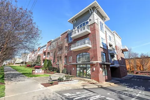 1829 Kenilworth 205b Ave #205B, Charlotte, NC 28203