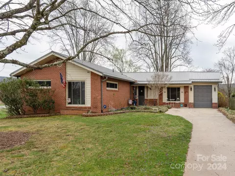 62 Broadview Cir, Brevard, NC 28712 photo 2