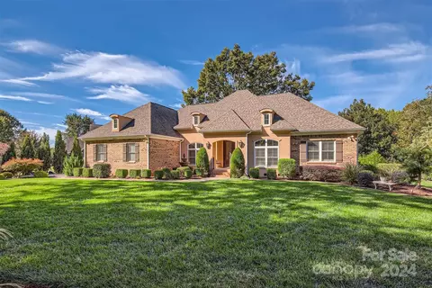 16217 Stinson Cove Rd, Huntersville, NC 28078