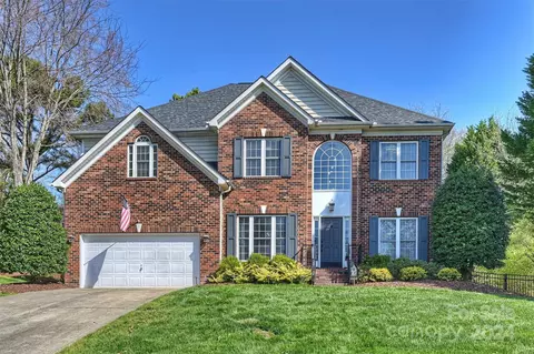 15524 Donnington Dr, Charlotte, NC 28277