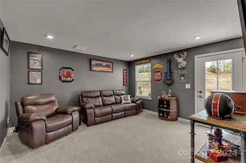 410 Lahinch Dr, Tega Cay, SC 29708 photo 4