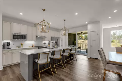 410 Lahinch Dr, Tega Cay, SC 29708 photo 7