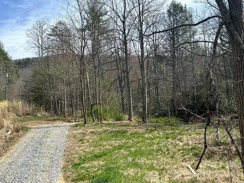 3519 Nc Hwy 9, Black Mountain, NC 28711